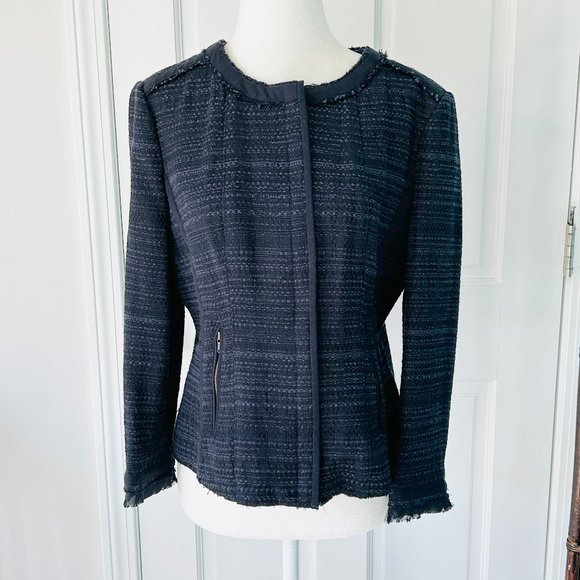 ecru Structured Embroidered Cotton Tweed Jacket (size M) - Picture 2 of 13